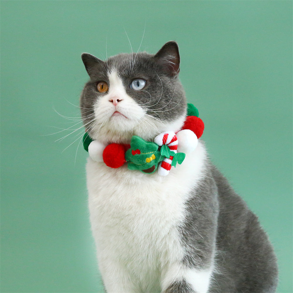 Aiitle Adjustable Pet Christmas Plush Pom Pom Collar